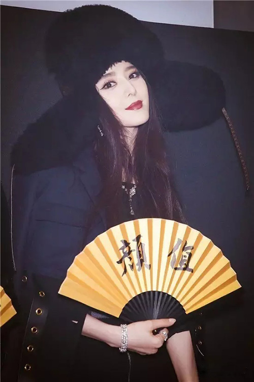 冬天帽子與發(fā)型怎么搭？保持不亂有絕招